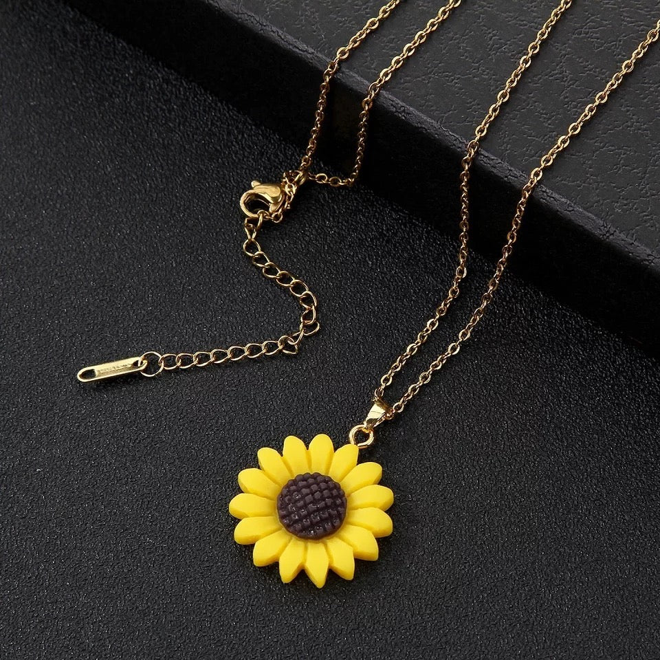 COLLAR GIRASOL AMARILLO MINIMALISTA