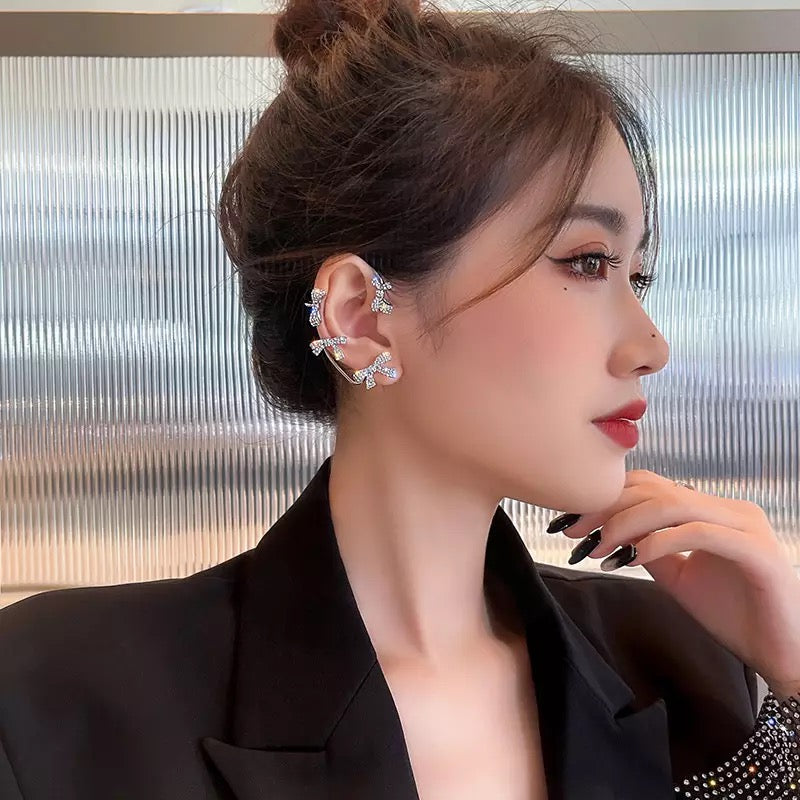 ARETES OREJA COMPLETA DE CRISTAL SIN PERFORACIÓN