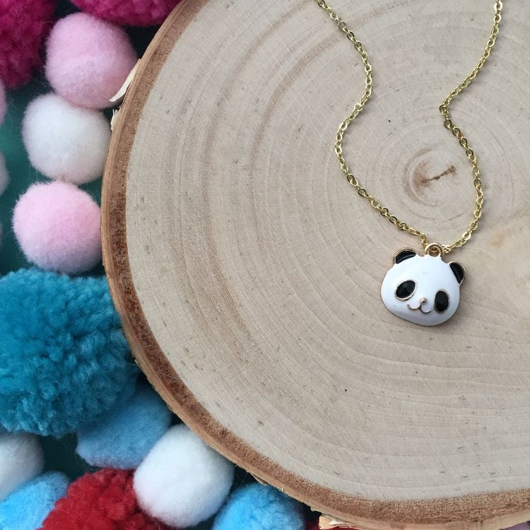 COLLAR PANDA KAWAII MINIMALISTA