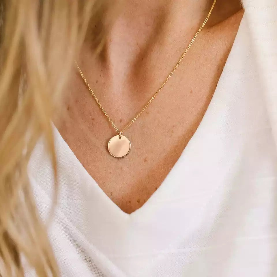 COLLAR REDONDO  MINIMALISTA