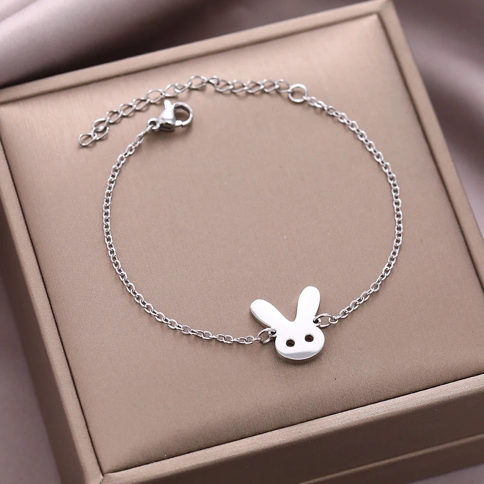 BRAZALETE DE CONEJO KAWAII