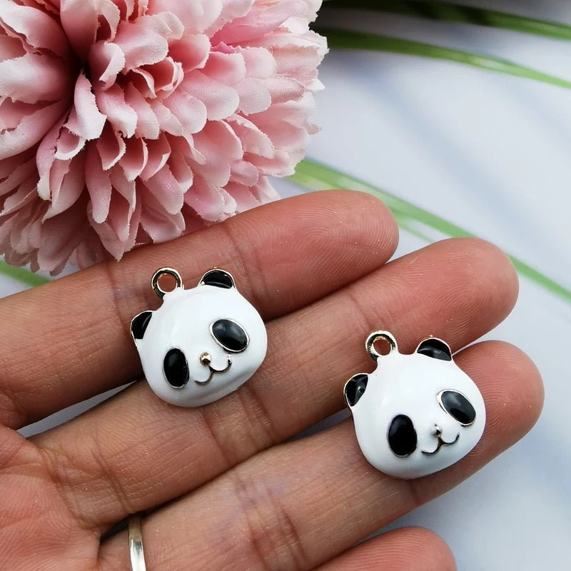 COLLAR PANDA KAWAII MINIMALISTA