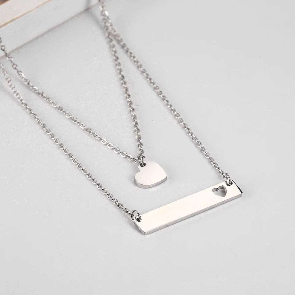 COLLAR CORAZÓN DOBLE CAPA PERSONALIZABLE MINIMALISTA