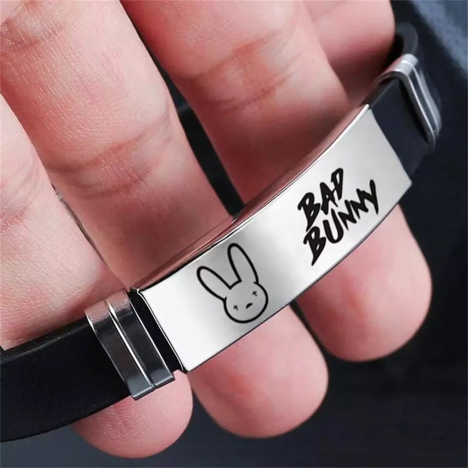 BRAZALETE RUBBER BAD BUNNY EL CONEJO MALO