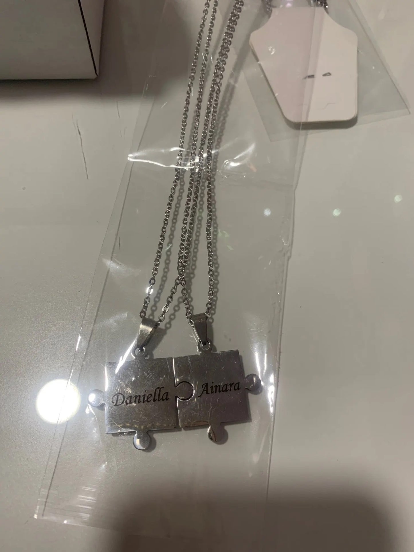COLLARES SÓLIDOS ROMPECABEZAS MINIMALISTAS PERSONALIZADOS