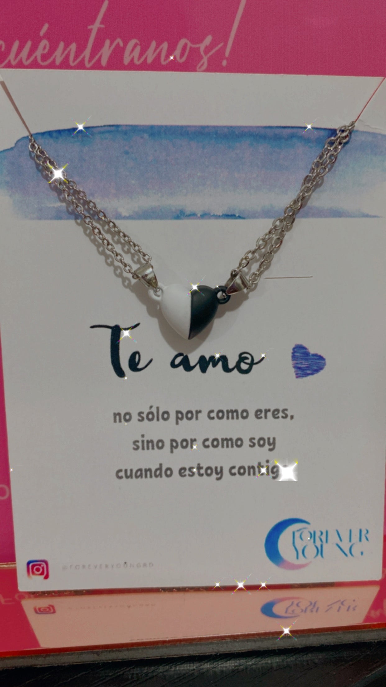 COLLARES MAGNÉTICOS CORAZONES MINIMALISTAS CON EXHIBIDOR