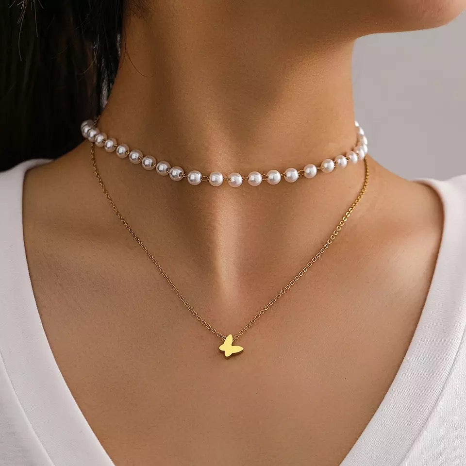 COLLAR MULTICAPA MINIMALISTA PERLAS ESMERILADAS