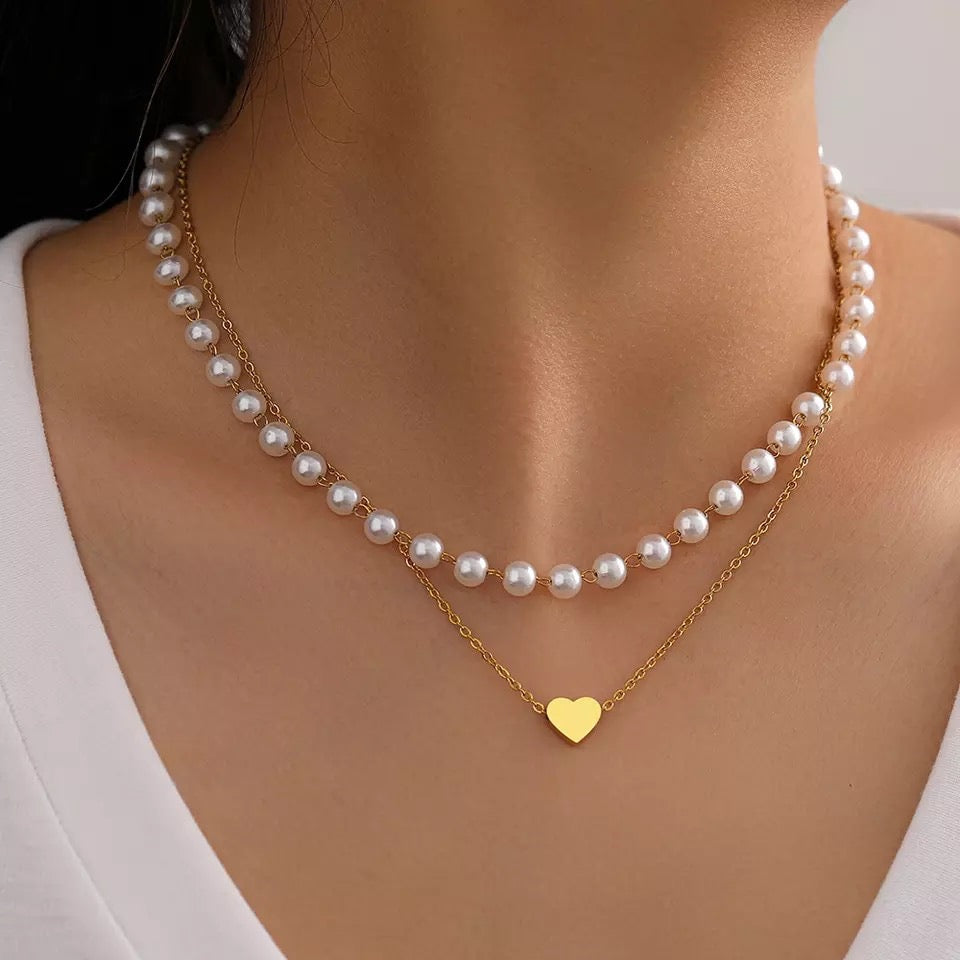 COLLAR MULTICAPA MINIMALISTA PERLAS ESMERILADAS