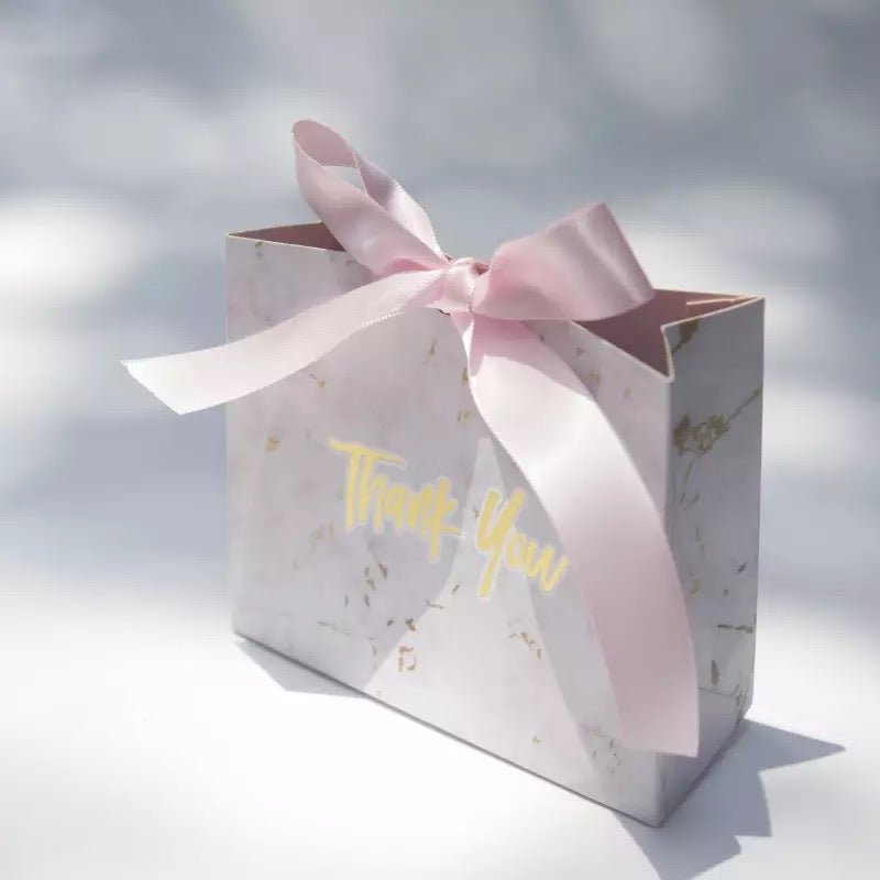 BOLSA DE REGALO DISEÑO MÁRMOL CON LASO MEDIANA