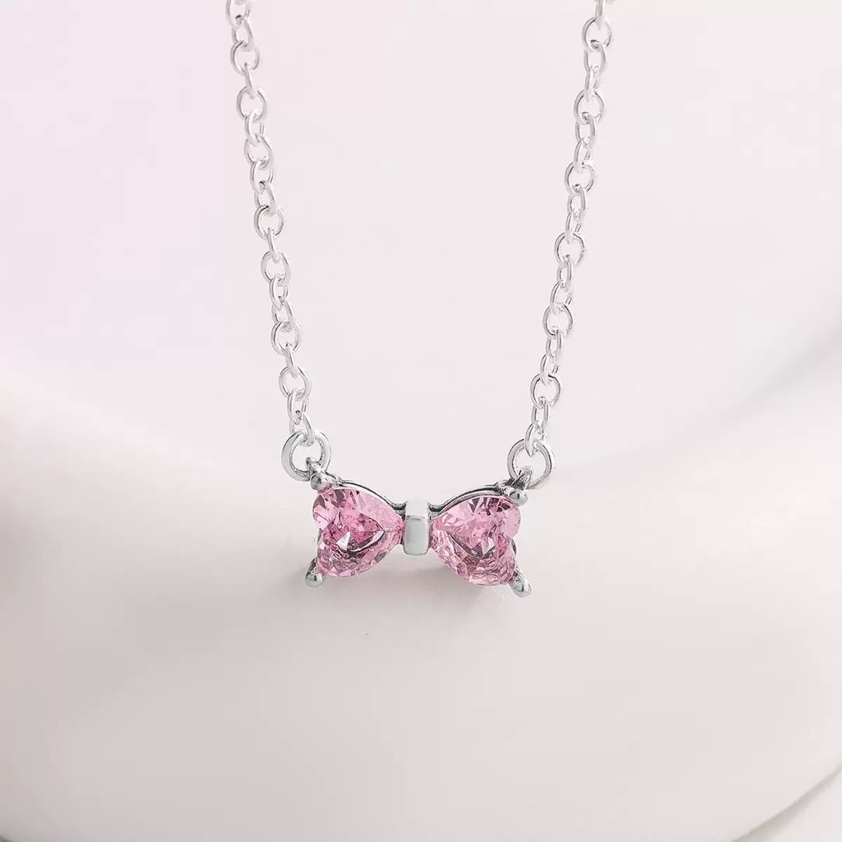 COMBO COLLAR ARETES ANILLO  LAZO  CRISTALES INCRUSTADOS GIRATORIA