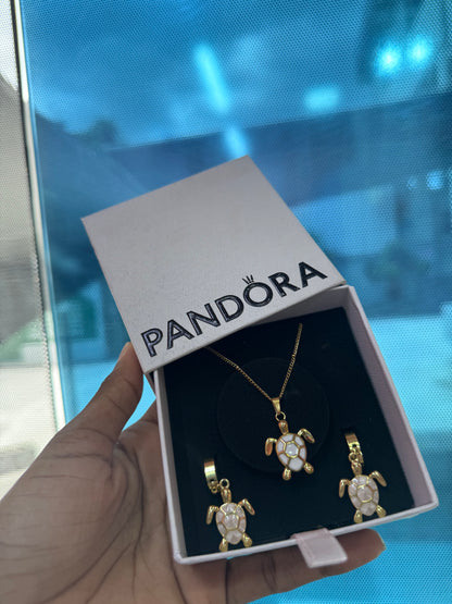 ARETES TORTUGA ELEGANTES DISEÑO DE ÓLEO  DELICADO