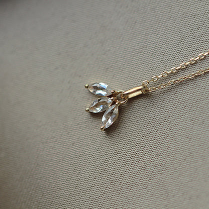 CADENA CHOCKER TRES HOJAS DELICADA CRISTAL MINIMALISTA