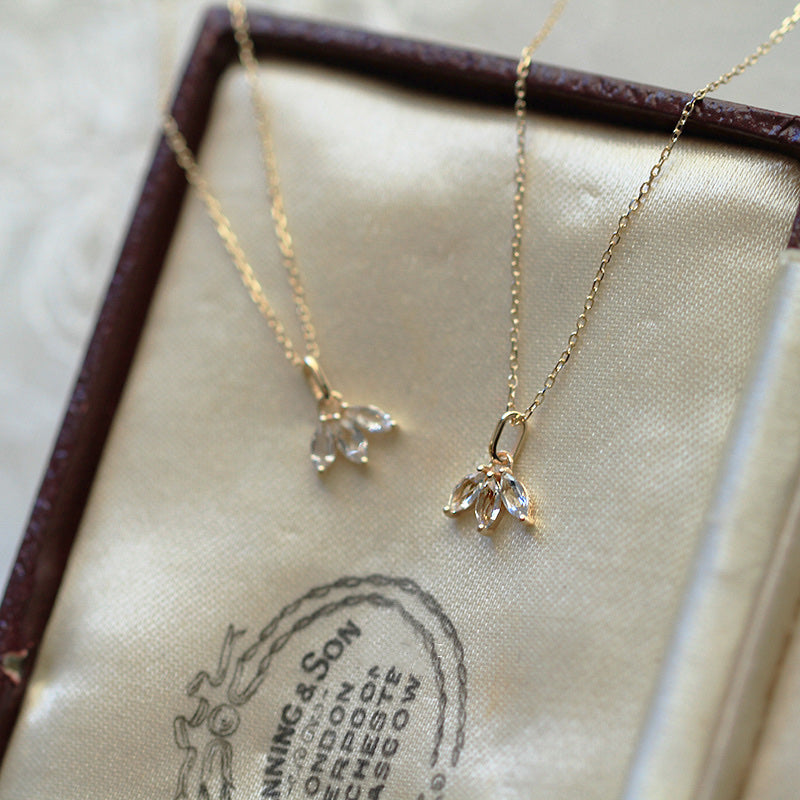 CADENA CHOCKER TRES HOJAS DELICADA CRISTAL MINIMALISTA