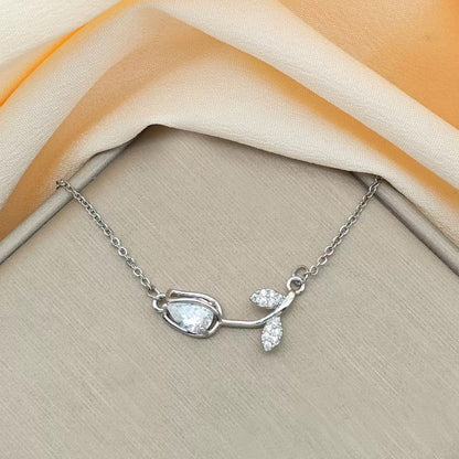 COLLAR TULIPÁN ELEGANTE CRISTAL DE CIRCONIA
