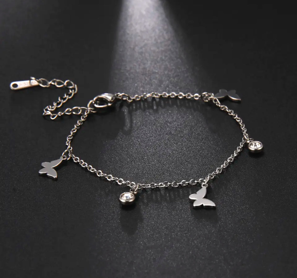 Kim Johanson® Cavigliera da donna in acciaio inox * Elda* in argento, oro e oro rosa | cavigliera multifila | catena a maglia ro | impermeabile | gioielli boho per donne | lunghezza regolabile Kim Johanson® Cavigliera da donna in acciaio inox * Elda* in argento, oro e oro rosa | cavigliera multifila | catena a maglia ro | impermeabile | gioielli boho per donne | lunghezza regolabile