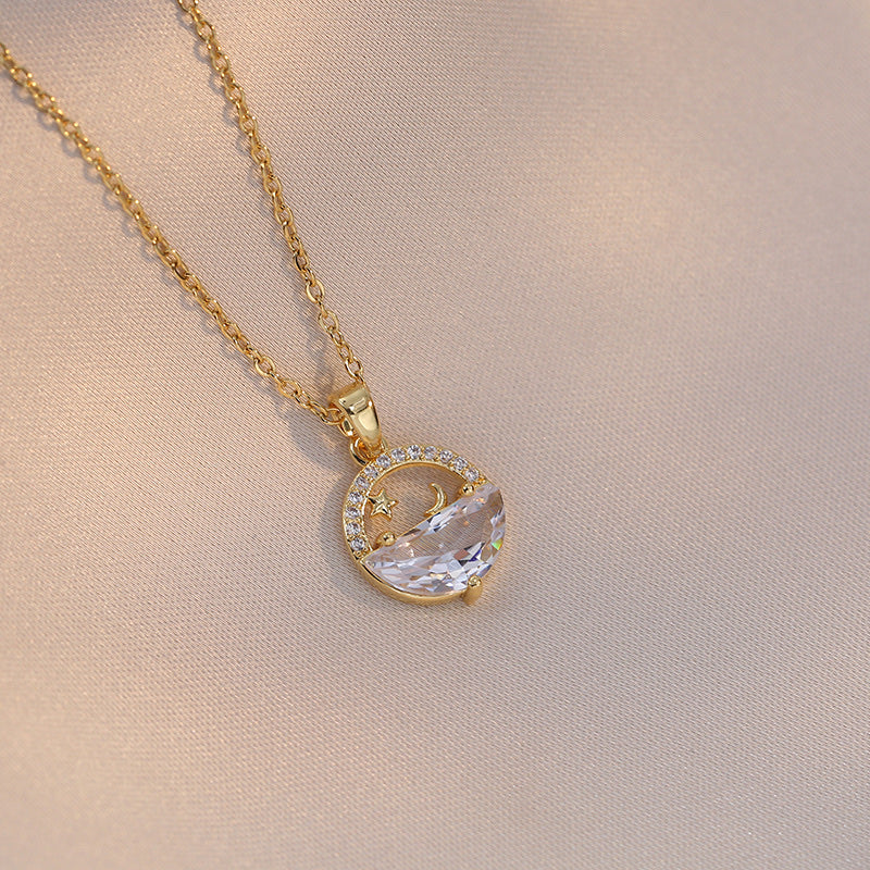 COLLAR LUNA Y ESTRELLAS  CON CRISTALES INCRISTADOS ELEGANTE CRISTAL DE CIRCONIA