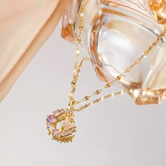 COLLAR ELEGANTE  LUNA ZIRCONIA Y MARIPOSA  CRISTALES INCRUSTADOS MINIMALISTA