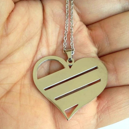 COLLAR CORAZÓN DE 3 LÍNEAS PERSONALIZADO