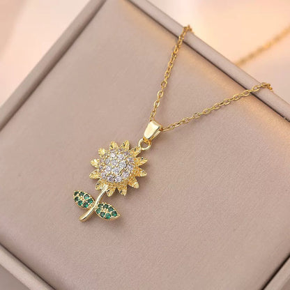 COLLAR FLOR GIRASOL CRISTALES INCRUSTADOS MINIMALISTA