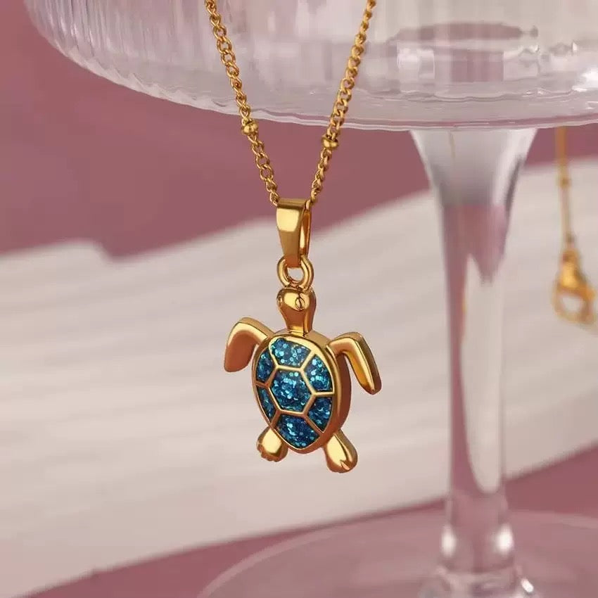 COLLAR TORTUGA  CON CRISTALES ELEGANTE