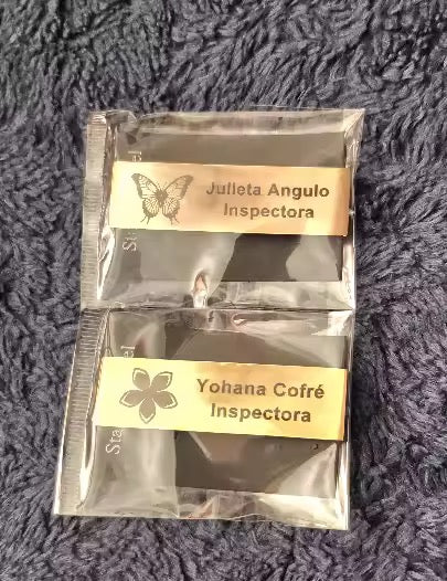 BROCHE PERSONALIZADO EN ACERO INOXIDABLE MÉDICO PROFESIONES