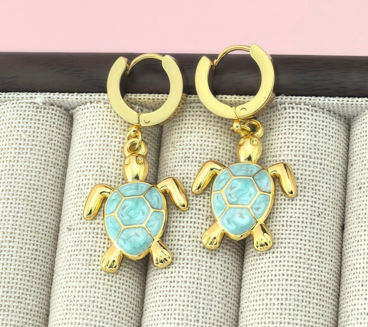 ARETES TORTUGA ELEGANTES DISEÑO DE ÓLEO  DELICADO