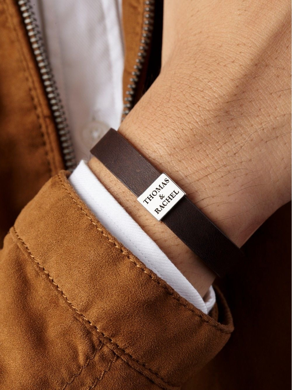 BRAZALETE CORREA DE CUERO LEATHER  VARIAS PLACAS PERSONALIZABLES