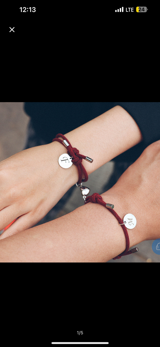 BRAZALETES MAGNÉTICOS DE PAREJA LEATHER DIJES CIRCULARES PERSONALIZADOS
