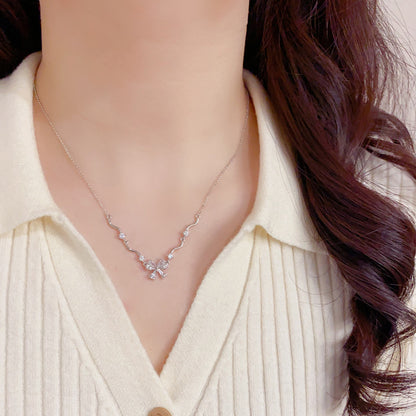 COLLAR ELEGANTE LAZO  CRISTALES INCRUSTADOS