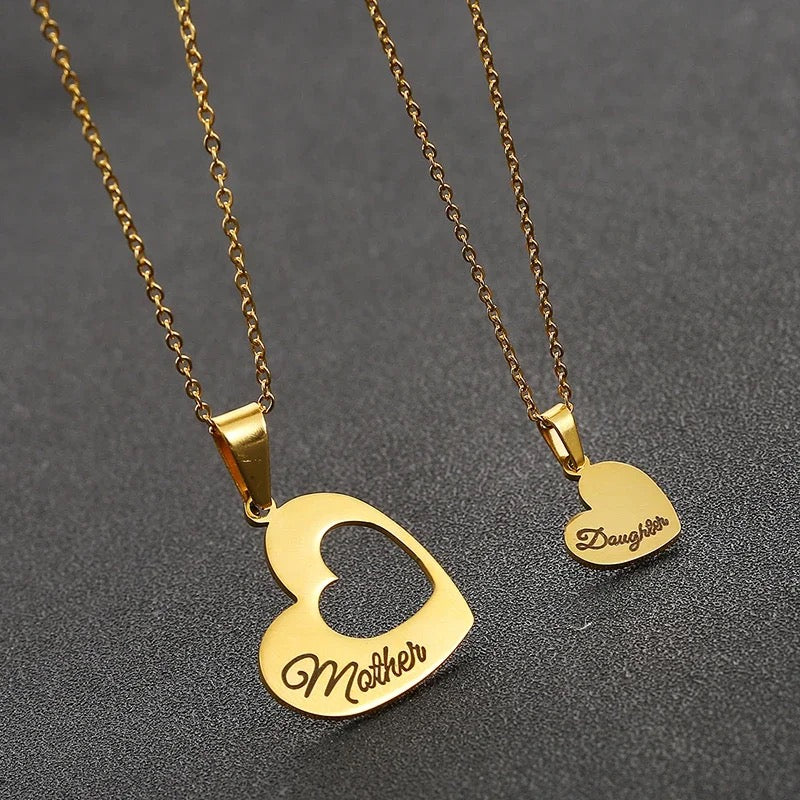 COLLARES MADRE E HIJA  CORAZONES ROMPECABEZAS