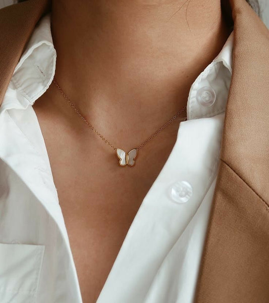 COLLAR MARIPOSA ELEGANTE MINIMALISTA