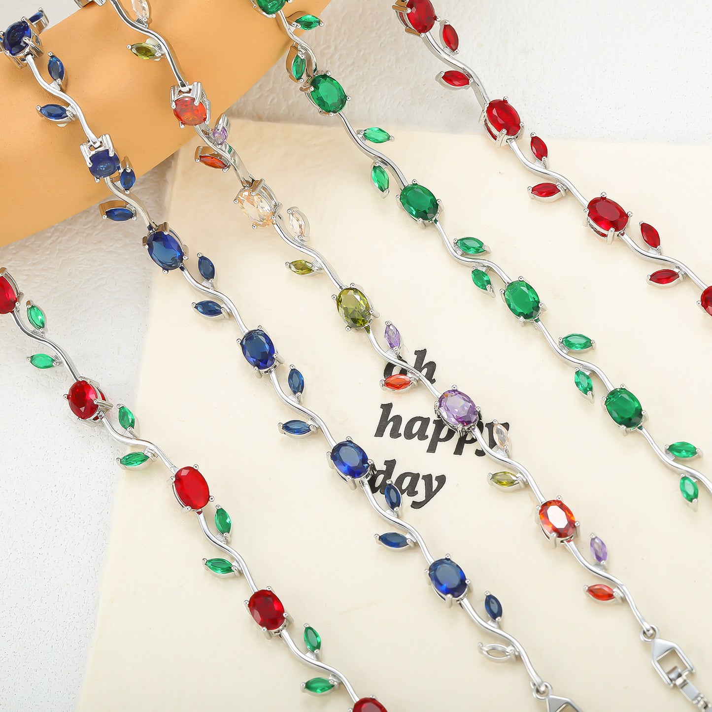 Brazalete Elegante Tulipanes Con Cristales De Zirconia