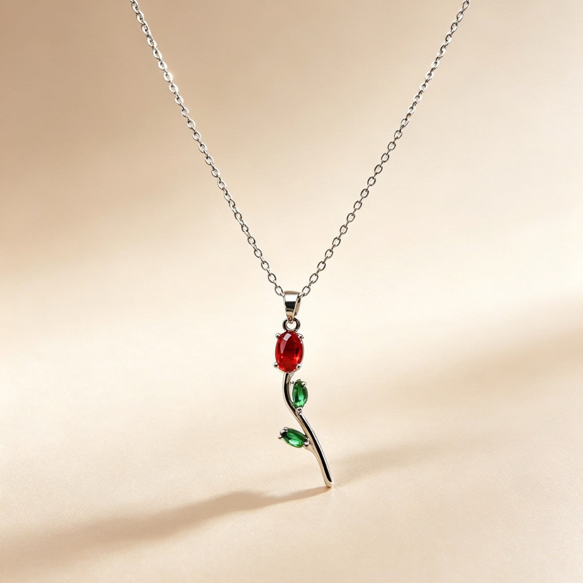 COLLAR TULIPÁN TALLO CORTO FINO  MINIMALISTA  CRISTAL DE CIRCONIA