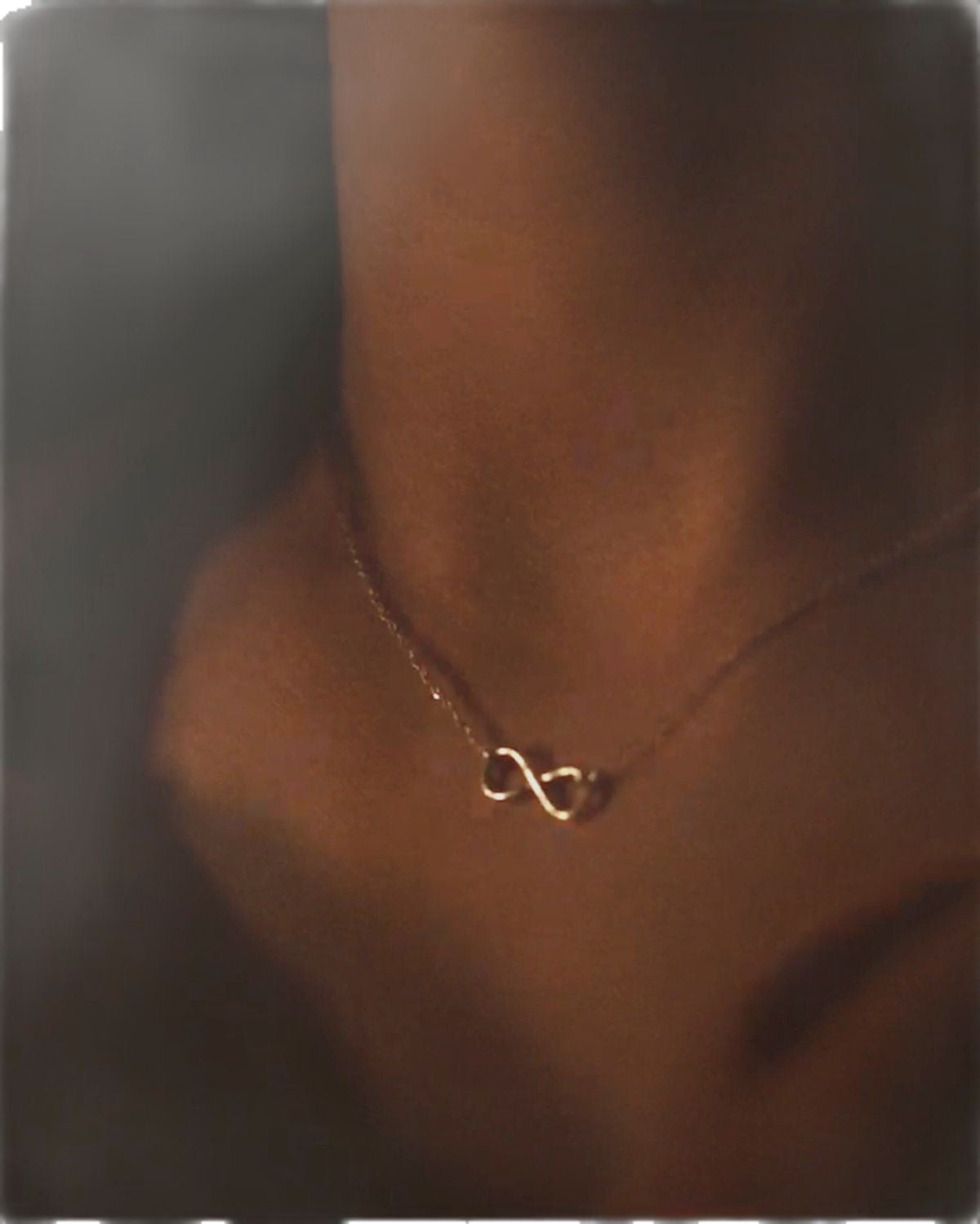 COLLAR MINIMALISTA  INFINITO