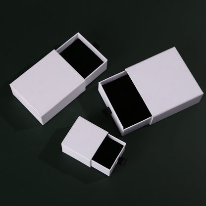 CAJA DE REGALO ELEGANTE COLLARES