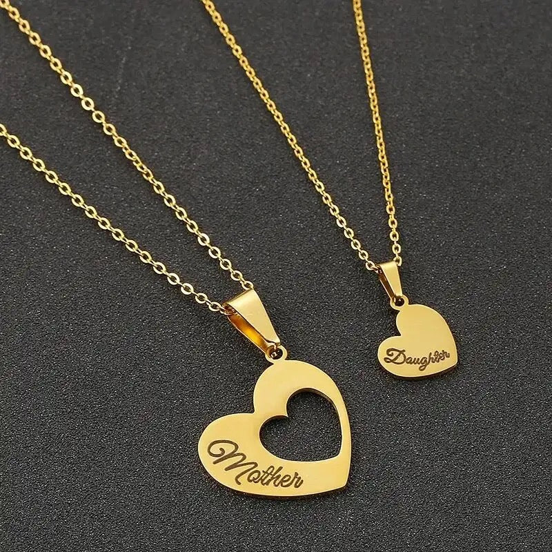 COLLARES MADRE E HIJA  CORAZONES ROMPECABEZAS