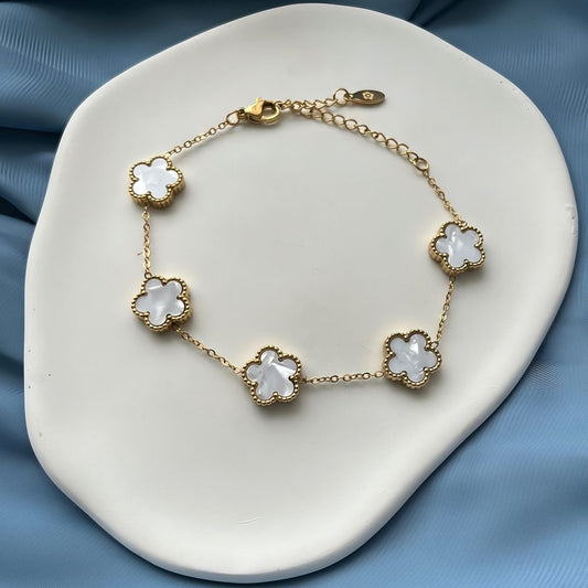 BRAZALETE NUDO DE CORAZÓN MINIMALISTA (copia 2)