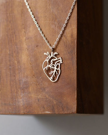 COLLAR CORAZÓN ANATÓMICO UNISEX