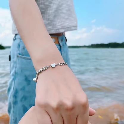 BRAZALETES MAGNÉTICOS PERSONALIZABLES ESTILO CUBANA CON CORAZÓN  MINIMALISTA