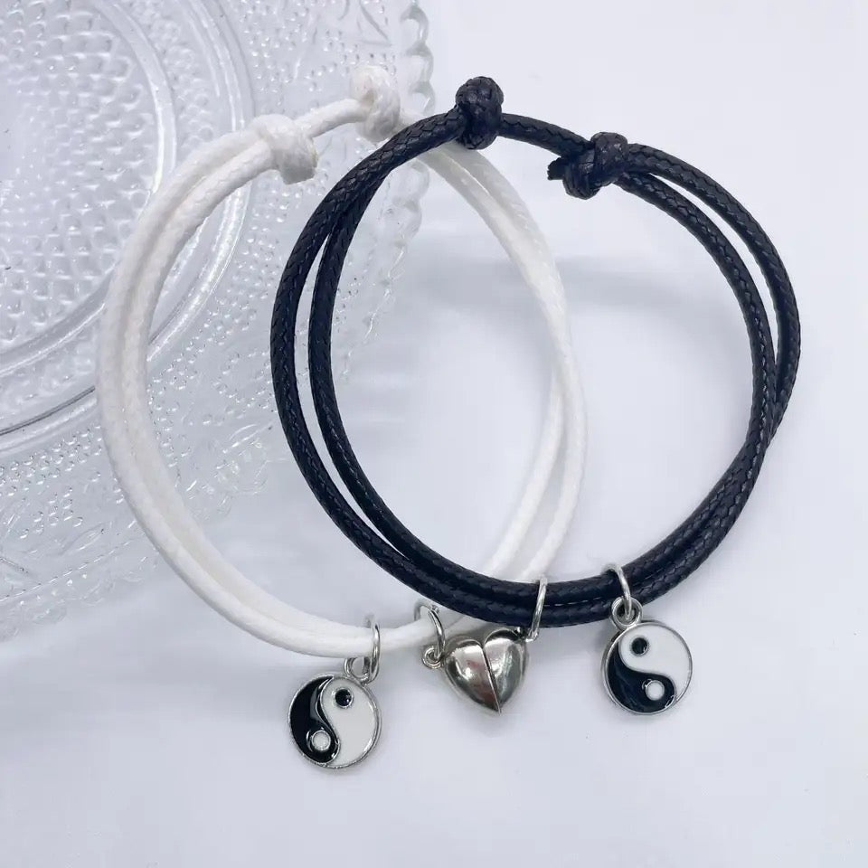 BRAZALETES MAGNÉTICOS  YIN YANG  IMAN DE CORAZÓN MINIMALISTAS