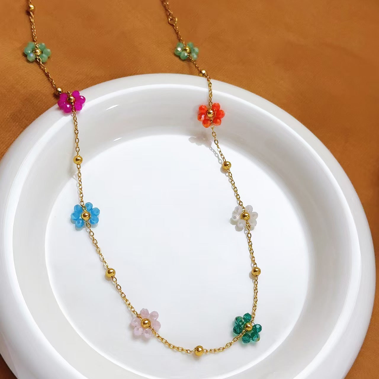 CADENA CHOCKER FLORES COLORIDAS RESINA