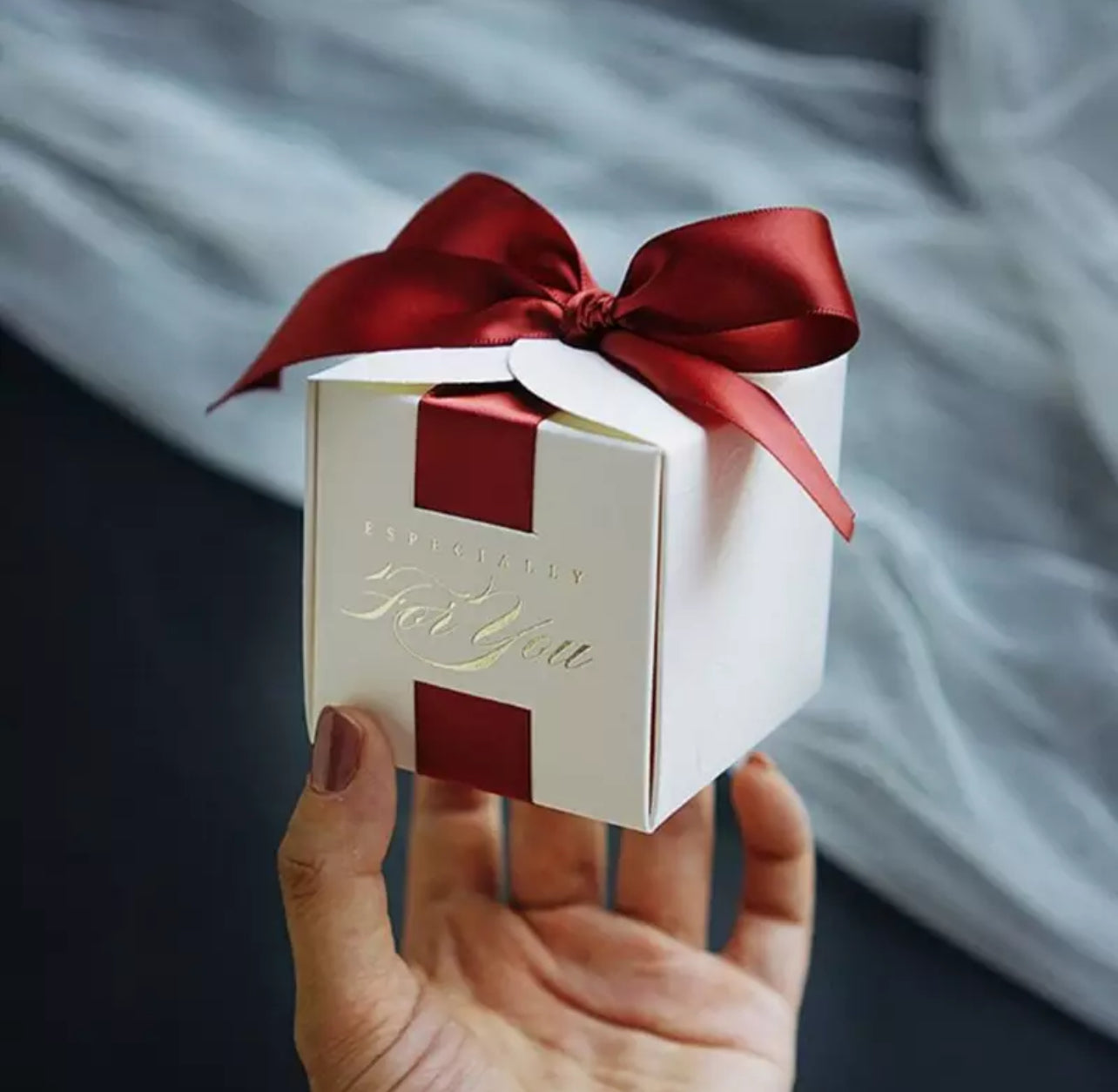 CAJA DE REGALO ELEGANTE  PEQUEÑAS UNISEX