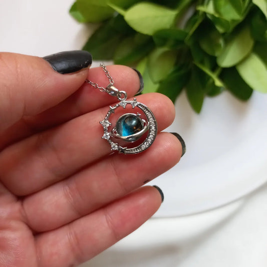 COLLAR SATURNO  ENCERRADO CIELO ESTRELLADO ELEGANTE CRISTALES DE CIRCONIA