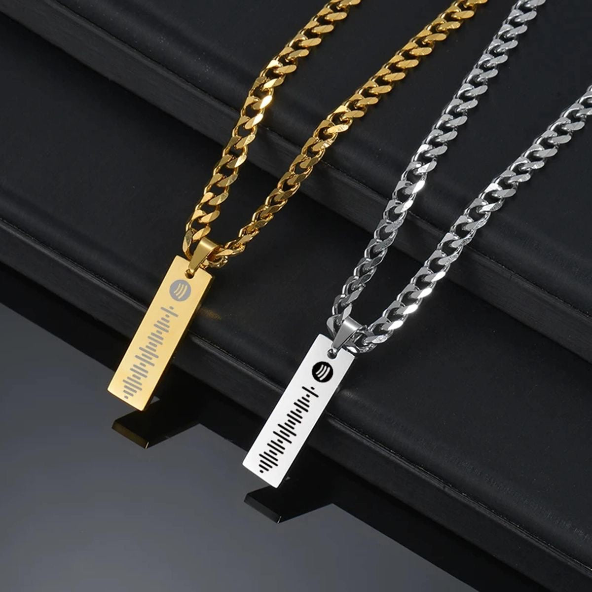 COLLAR PLACA  PERSONALIZABLE CADENA CUBANA