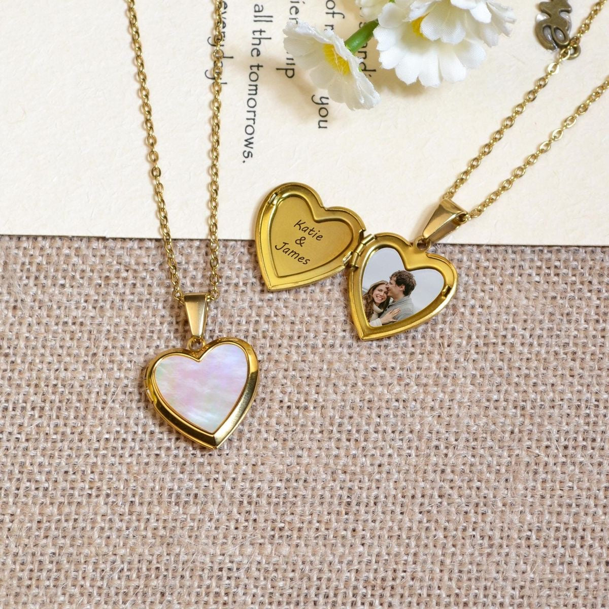 COLLAR CORAZÓN  CON DISEÑO DE ÓLEO ELEGANTE MARCO DE FOTOS