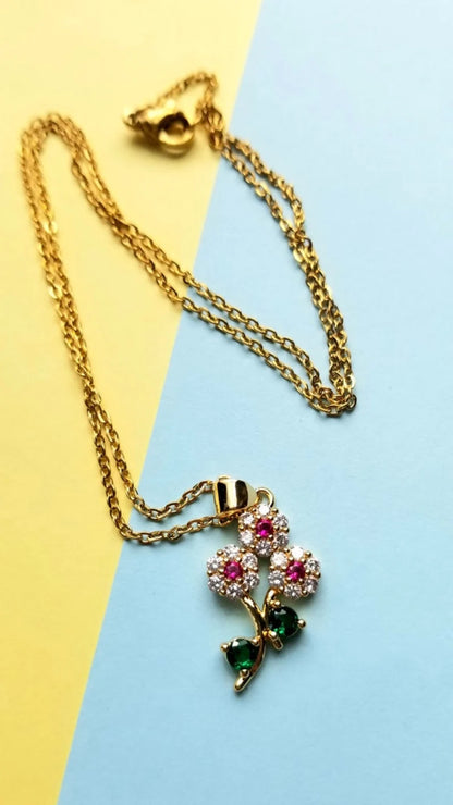 COLLAR RAMO DE FLORES  LIRIOS CRISTALES MINIMALISTA ELEGANTE
