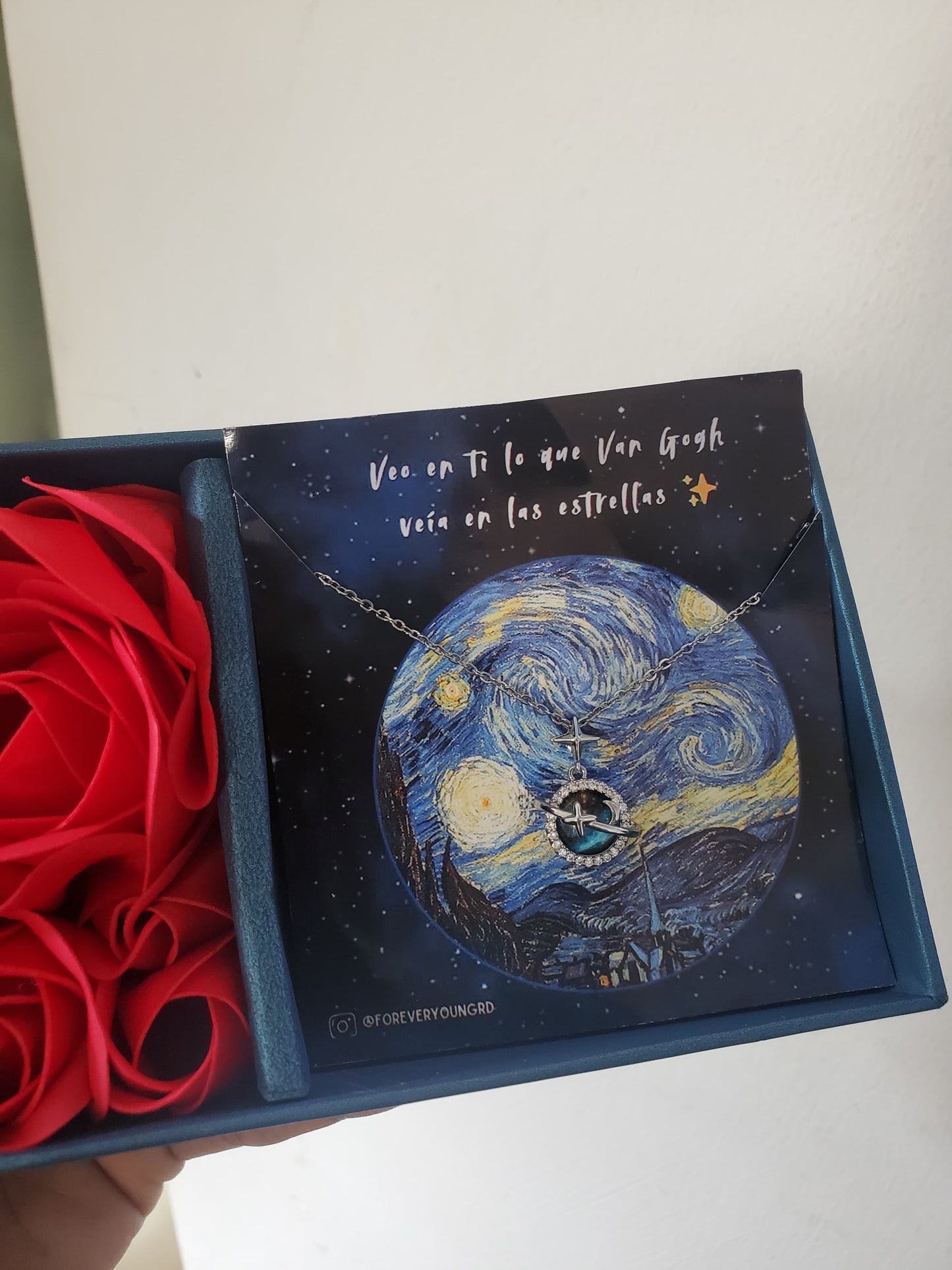 COLLAR SATURNO  ESTRELLADO ELEGANTE CRISTAL DE CIRCONIA