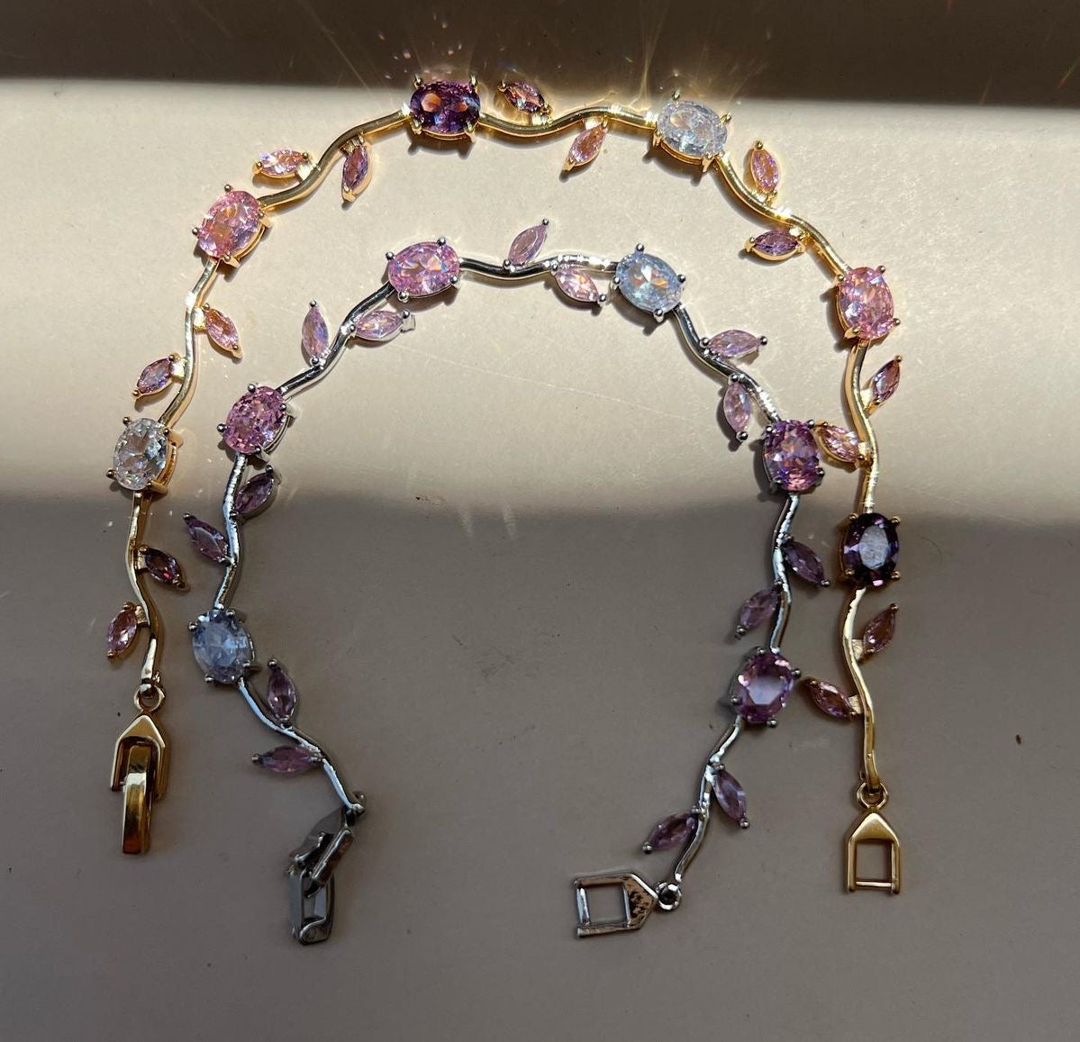BRAZALETE  TULIPANES COLORIDO CRISTALES DE ZIRCONIA ELEGANTE
