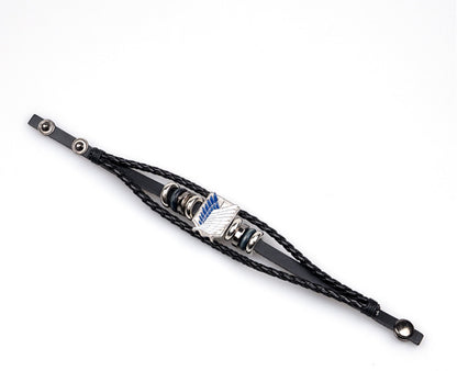 BRAZALETES ANIME ONE PIECE Y ATTACK ON TITAN  LEATHER  CUERO SINTÉTICO