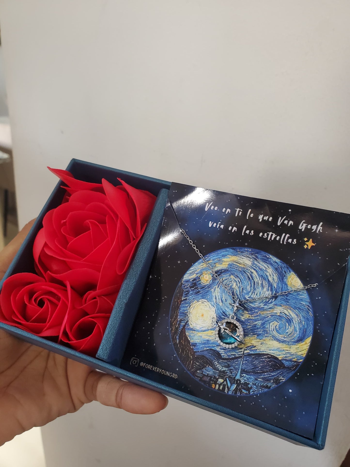 COLLAR SATURNO  ESTRELLADO ELEGANTE CRISTAL DE CIRCONIA